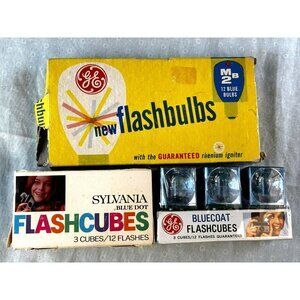 Vtg lot 9 Flash Cubes Sylvania General Electric Untested